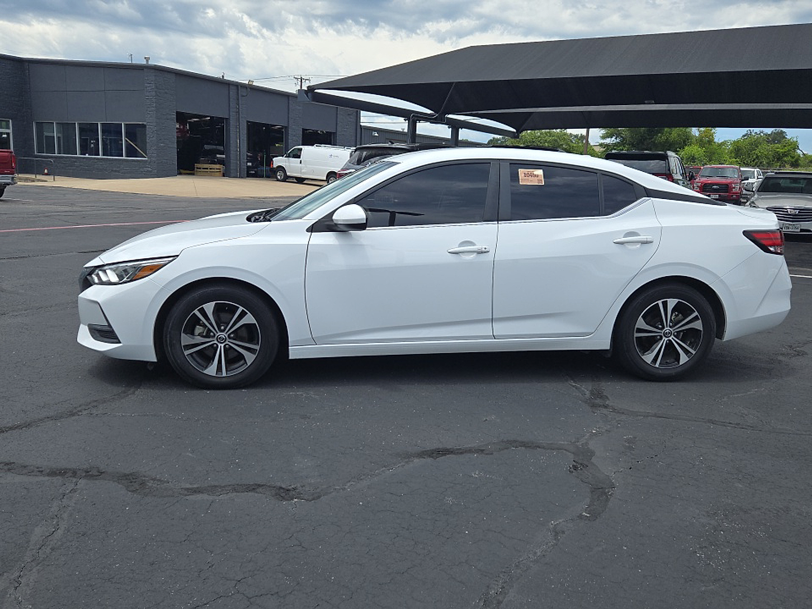 2022 Nissan Sentra SV photo 3