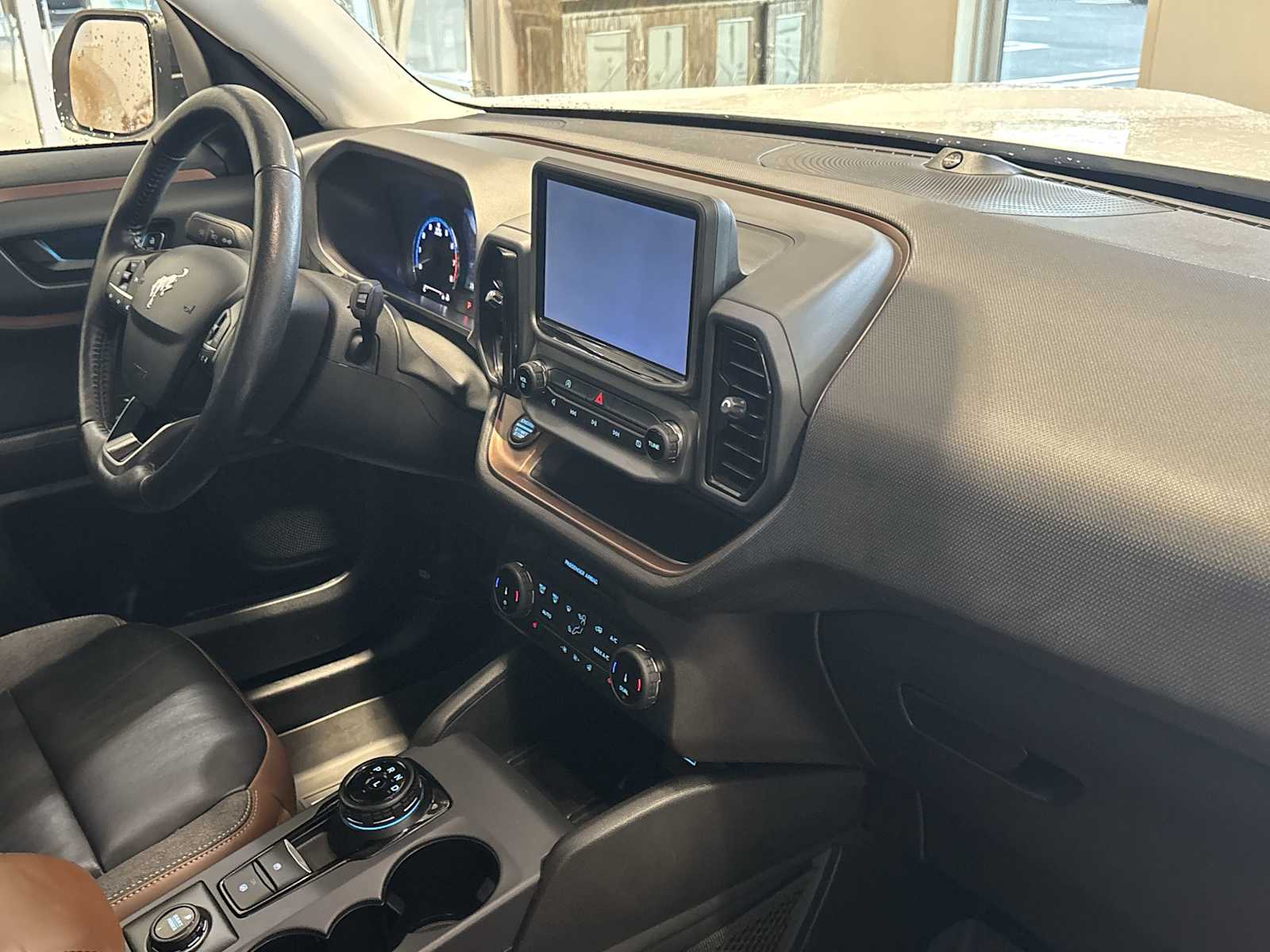 2022 Ford Bronco Outer Banks photo 23