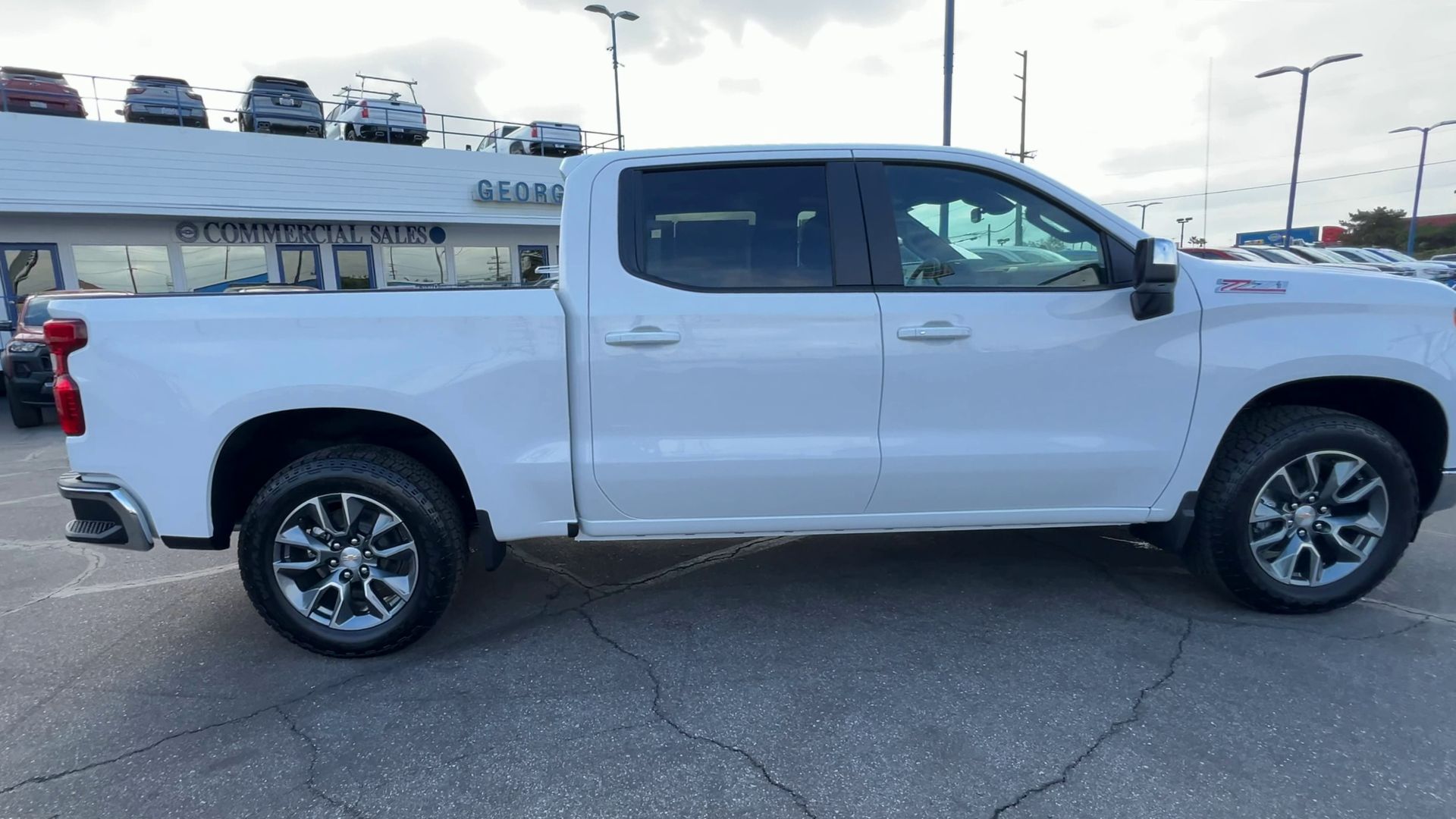 2026 Chevrolet Silverado 1500 LT photo 35