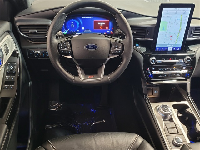 2021 Ford Explorer ST photo 5