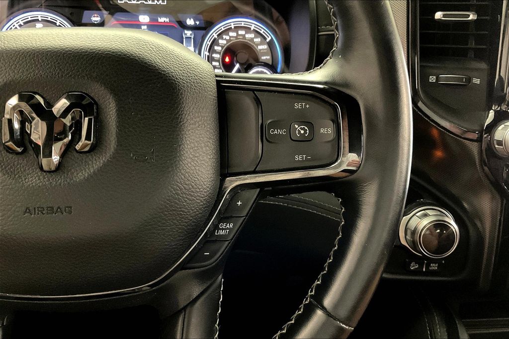 2022 Ram 1500 Limited photo 17