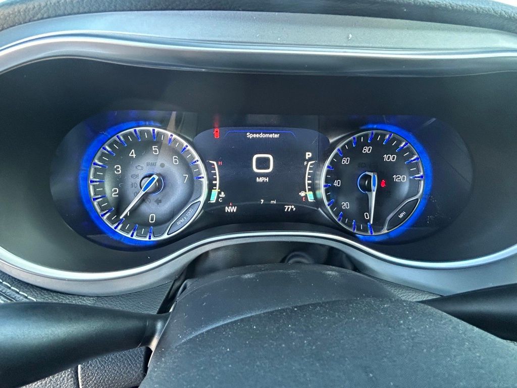 2025 Chrysler Pacifica Limited photo 21
