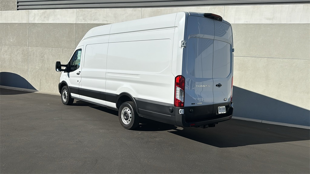 2024 Ford Transit photo 2