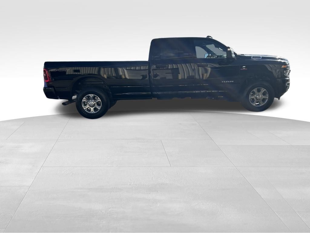 2026 Ram 3500 Big Horn photo 3