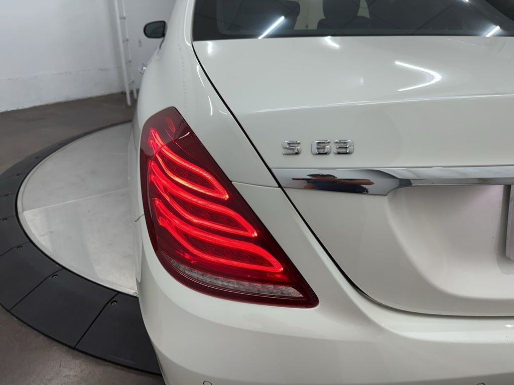 2015 Mercedes Benz S 63 AMG 4MATIC photo 24