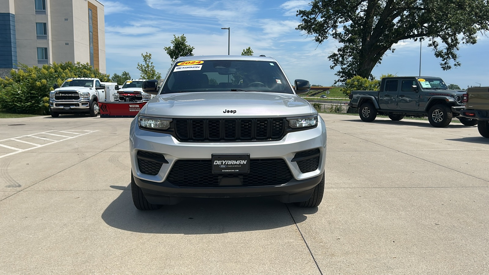 2024 Jeep Grand Cherokee Altitude X photo 8