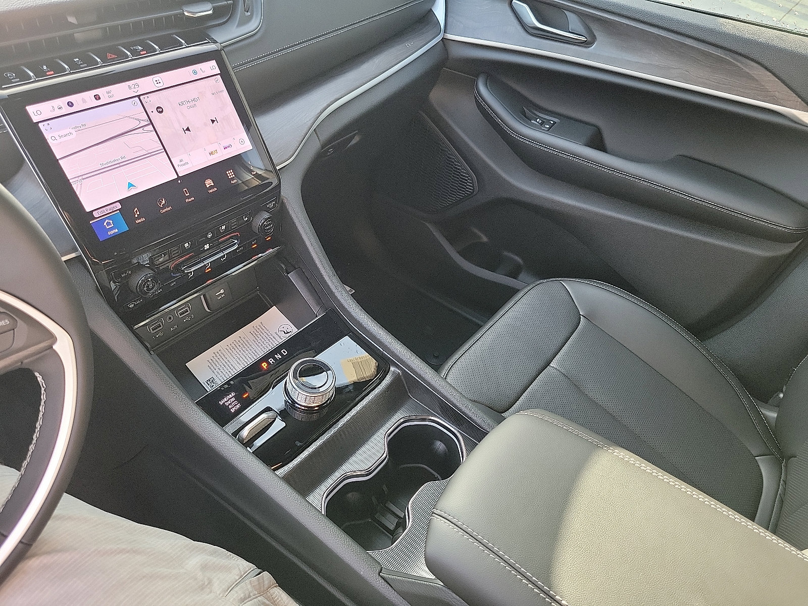 2025 Jeep Grand Cherokee L photo 10