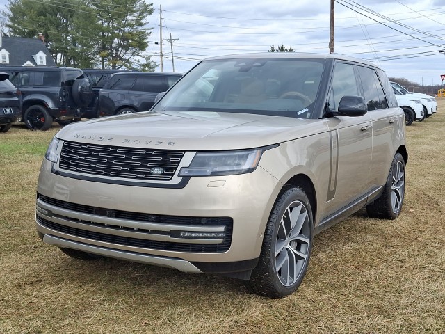 New 2025 Land Rover Range Rover P550e SE SUV in Wilmington #25A9197 ...