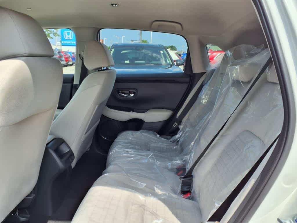 2026 Honda HR-V LX photo 6