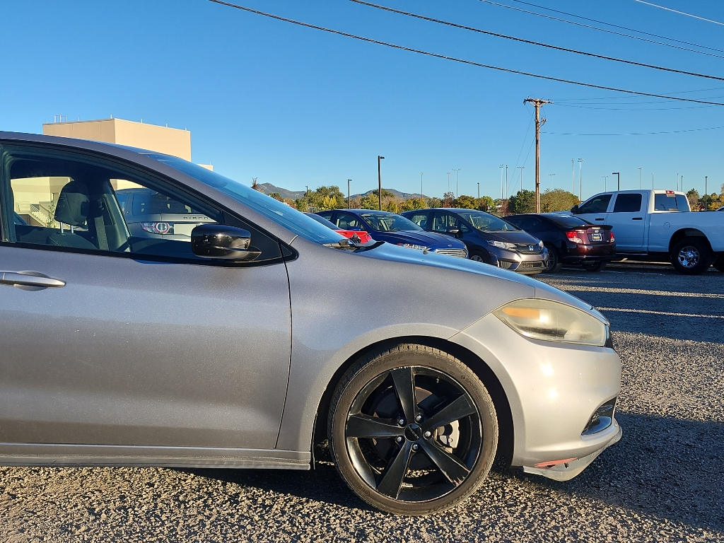 2016 Dodge Dart SXT photo 4
