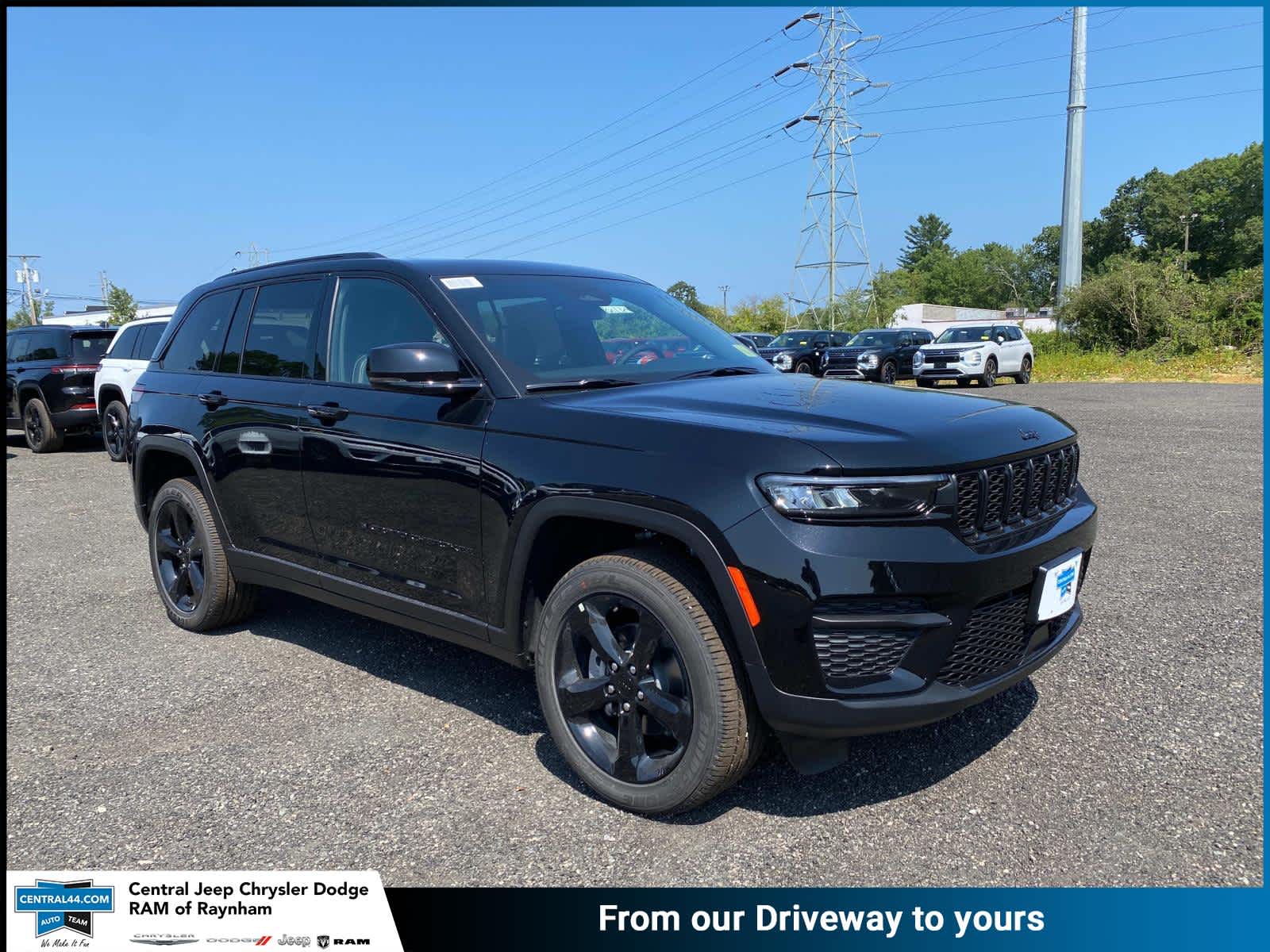 2025 Jeep Grand Cherokee Altitude's photo
