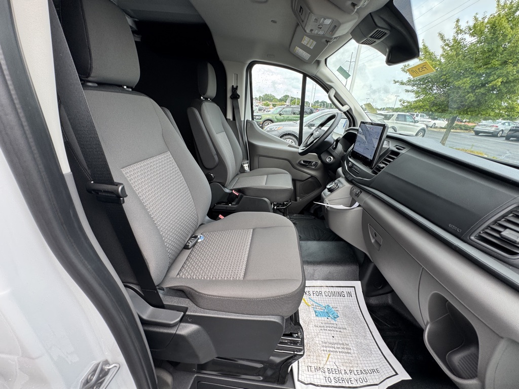 2025 Ford Transit photo 13