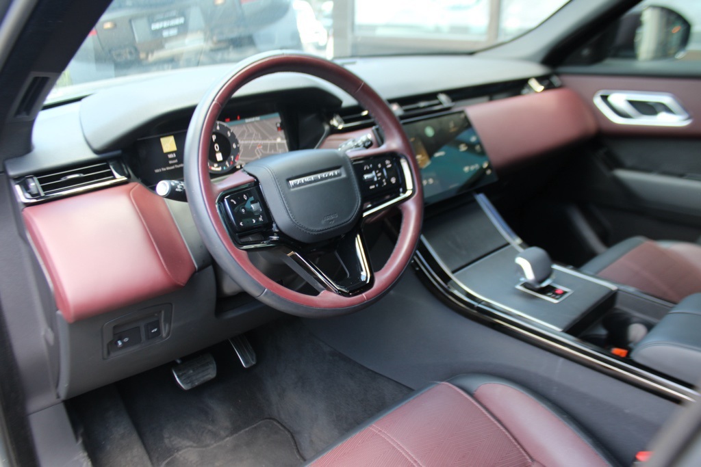 2024 Land Rover Range Rover Velar P400 Dynamic HSE photo 4