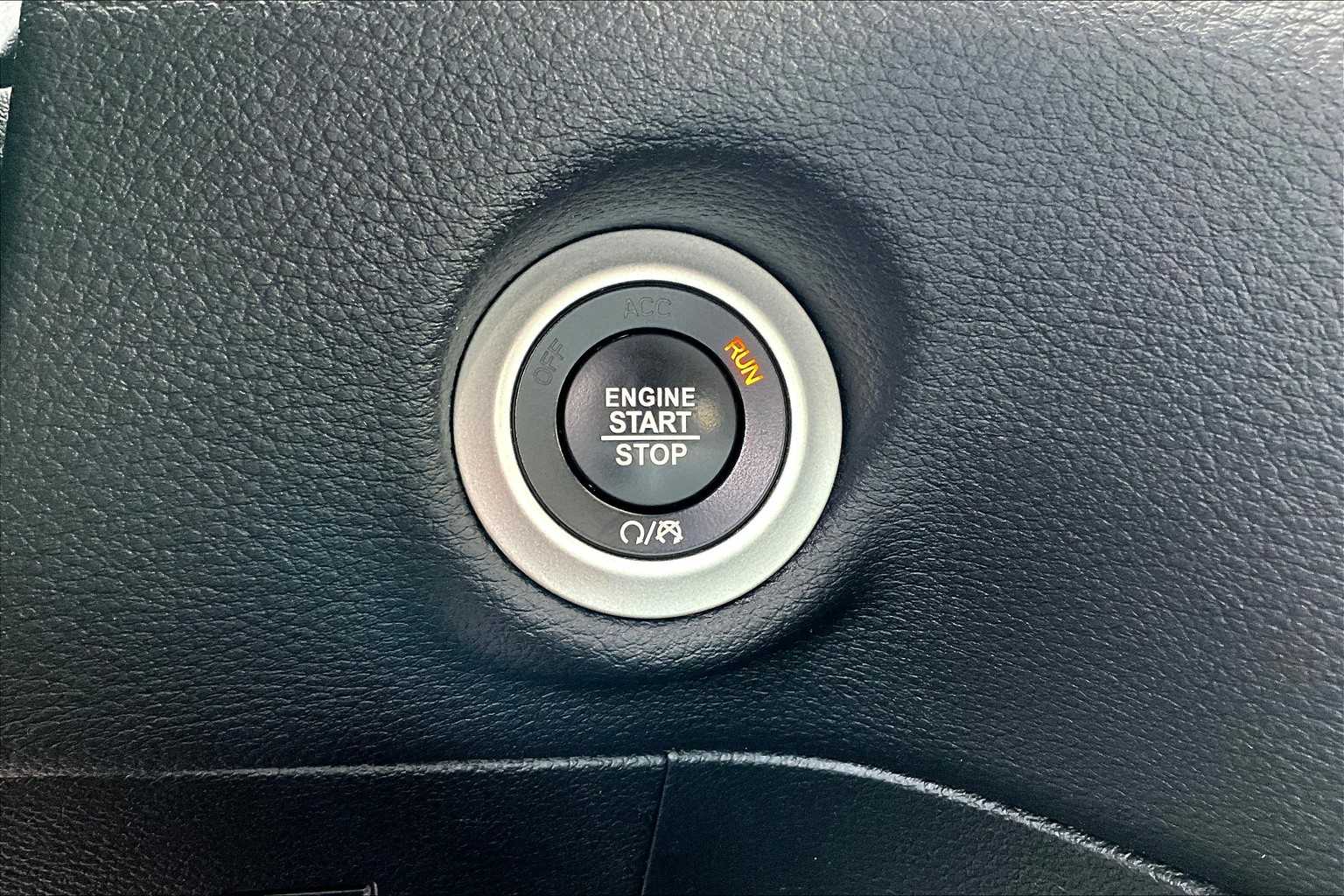 2018 Chrysler Pacifica Limited photo 26