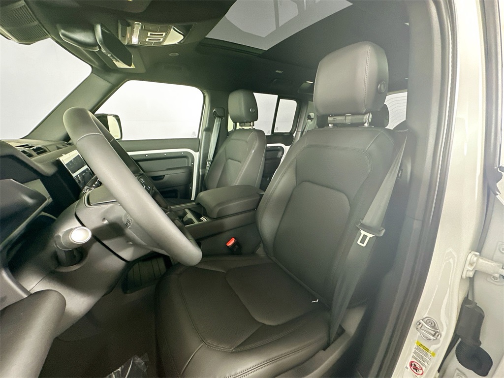 New 2025 Fuji White Land Rover S image 1