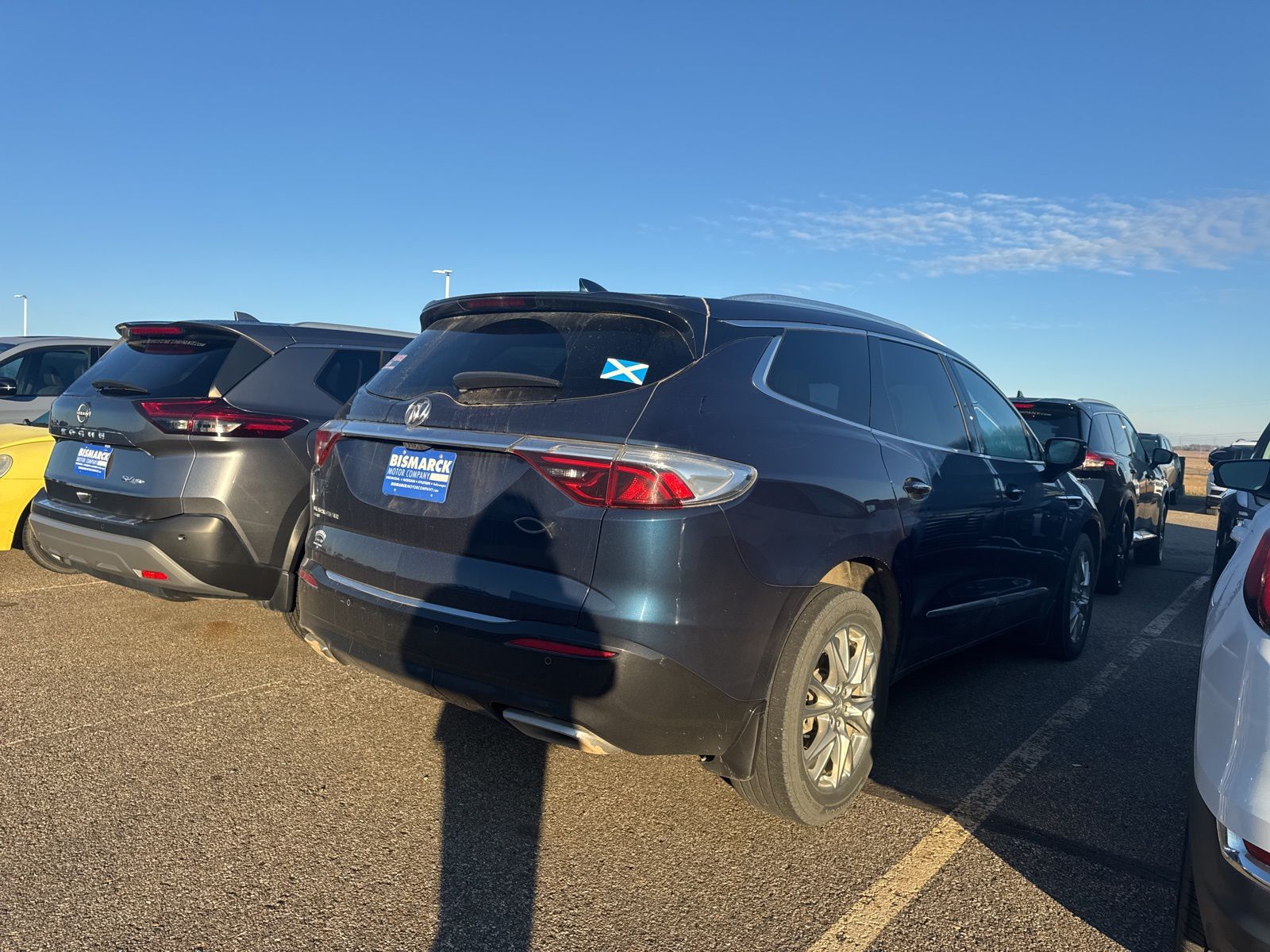 2023 Buick Enclave Premium photo 2