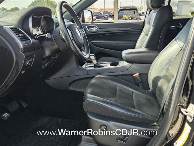 2020 Jeep Grand Cherokee Altitude photo 2