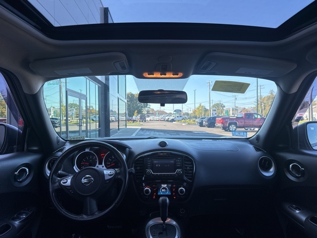 2017 Nissan Juke SV photo 13