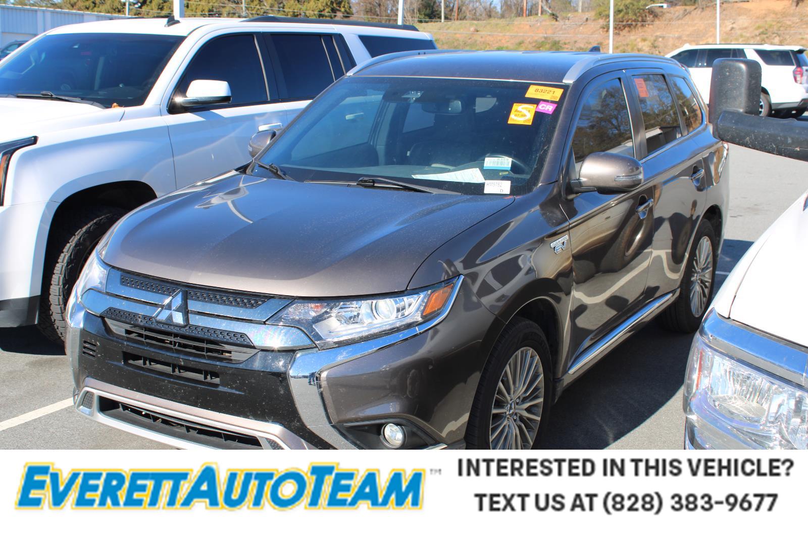 2020 Mitsubishi Outlander SEL's photo