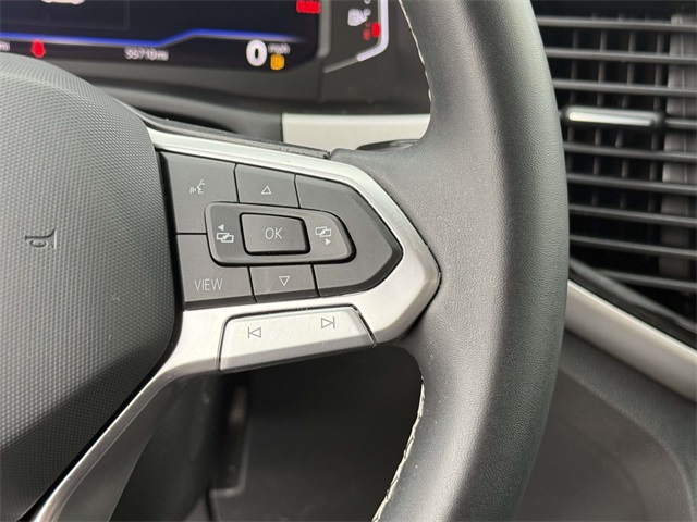 2022 Volkswagen Atlas Cross Sport V6 SE Technology photo 21