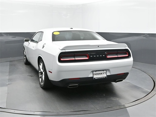 2022 Dodge Challenger GT photo 7