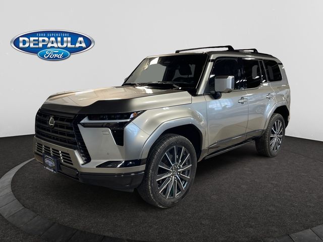 2024 Lexus GX Luxury's photo