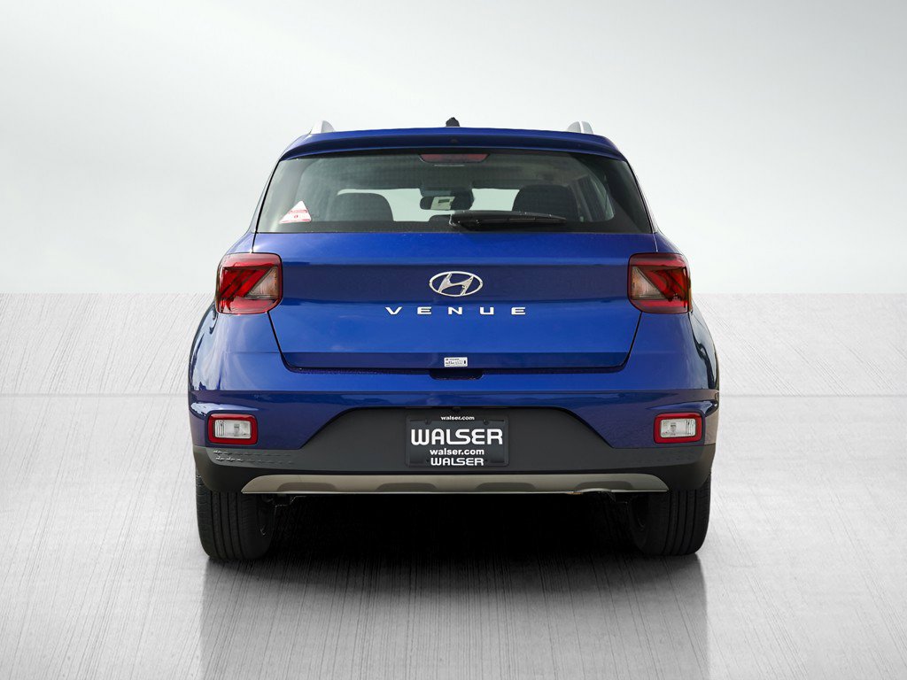 2025 Hyundai Venue SEL photo 4