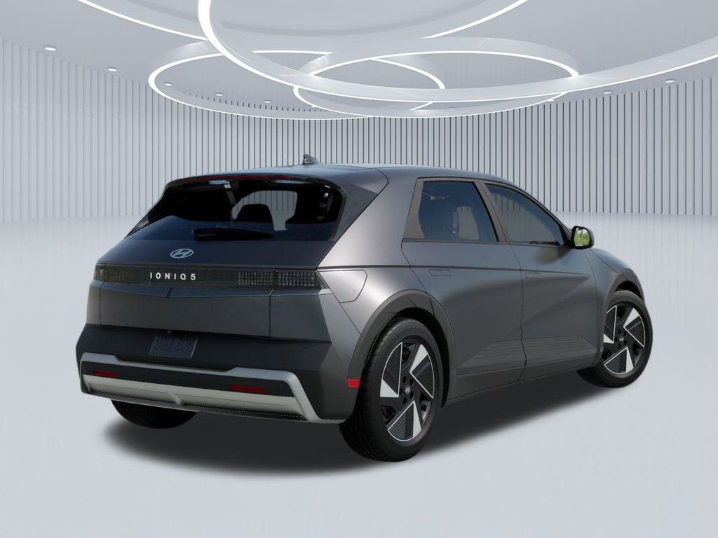 2026 Hyundai Ioniq 5 SEL photo 4