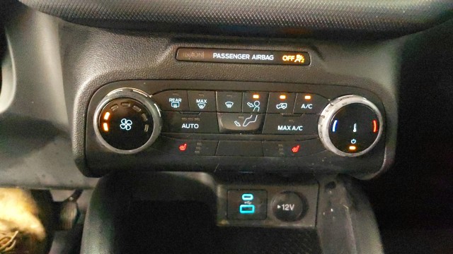 Used 2022 Cactus Grey Ford Badlands image 21