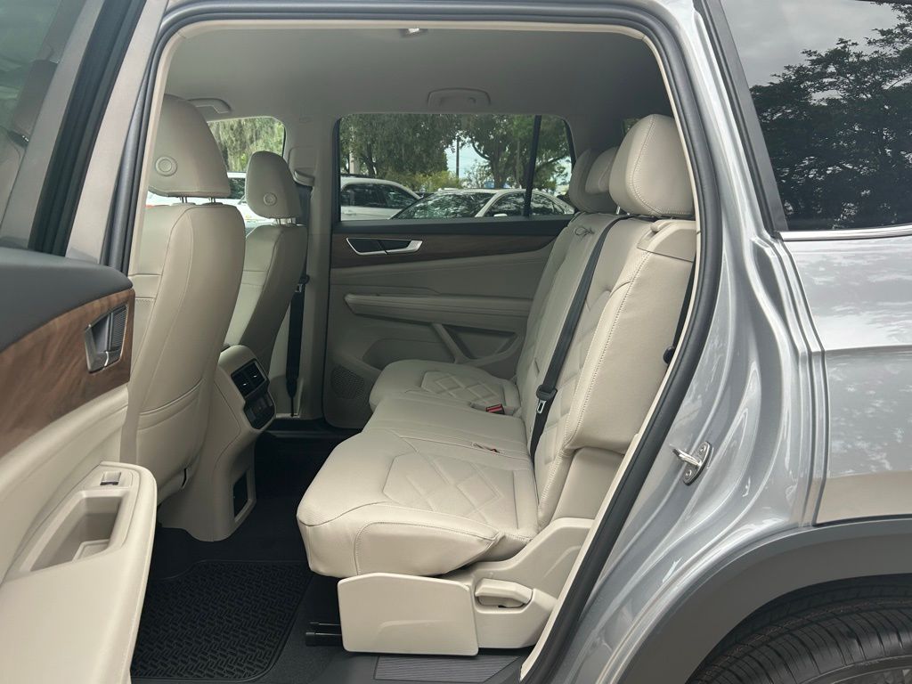 2026 Volkswagen Atlas SE photo 37