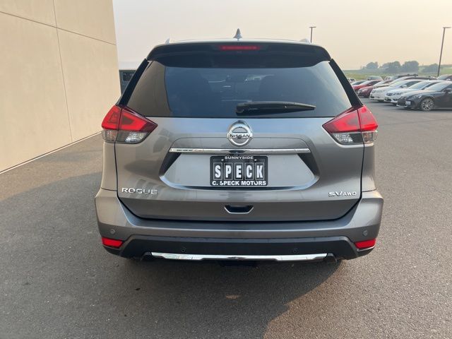 2020 Nissan Rogue SV photo 18