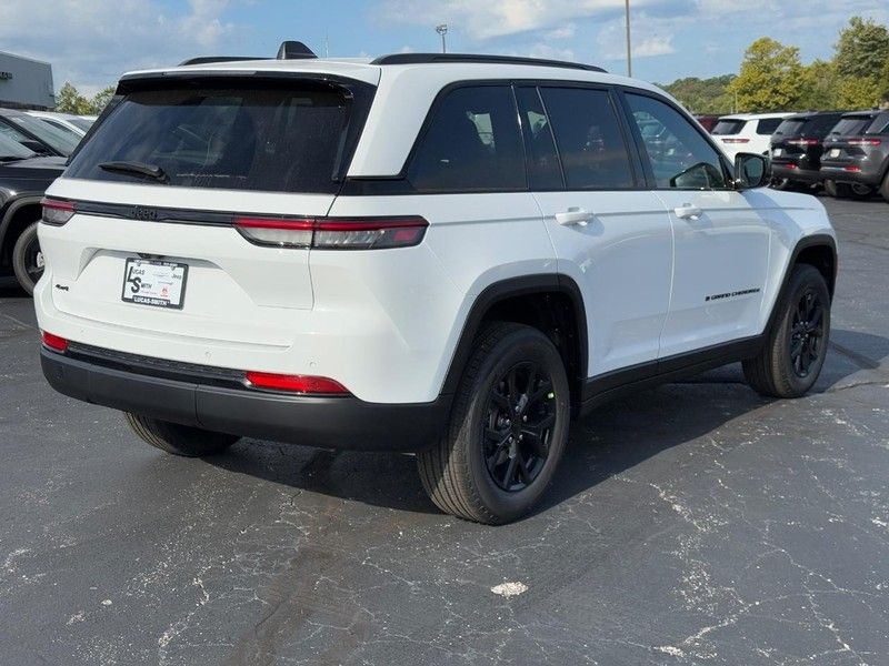 2025 Jeep Grand Cherokee Altitude X photo 3