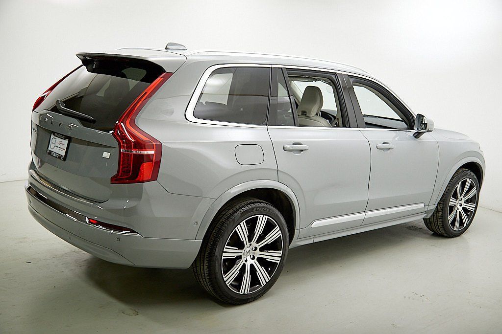 2024 VOLVO XC90 - Image 8