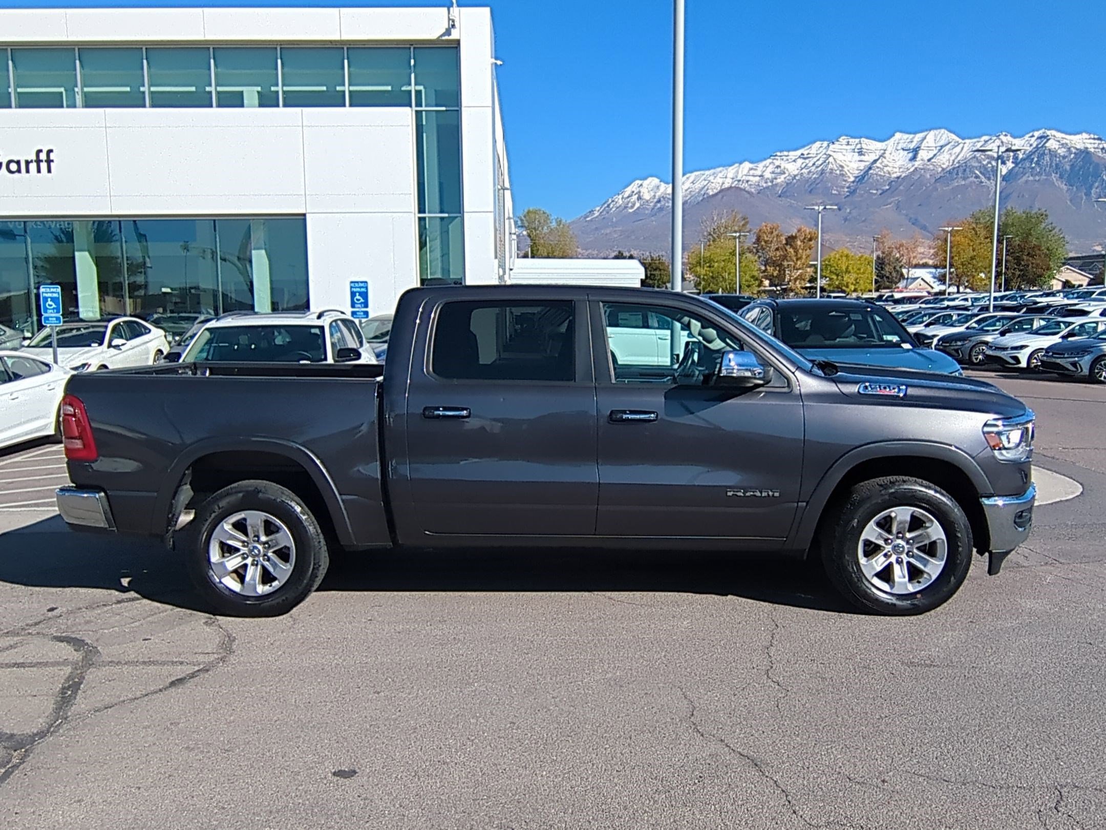 2022 Ram 1500 Laramie photo 2