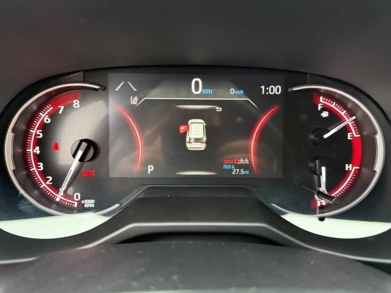 2025 Toyota RAV4 LE - Photo 20