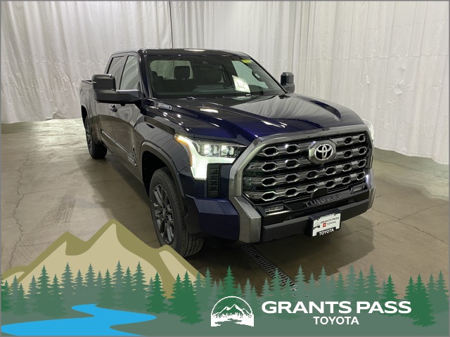 2026 Toyota Tundra Platinum's photo