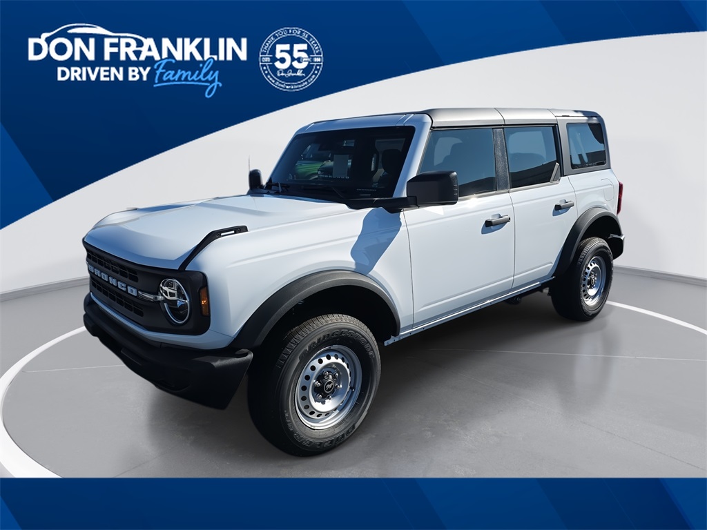 2025 Ford Bronco 4-Door Base's photo