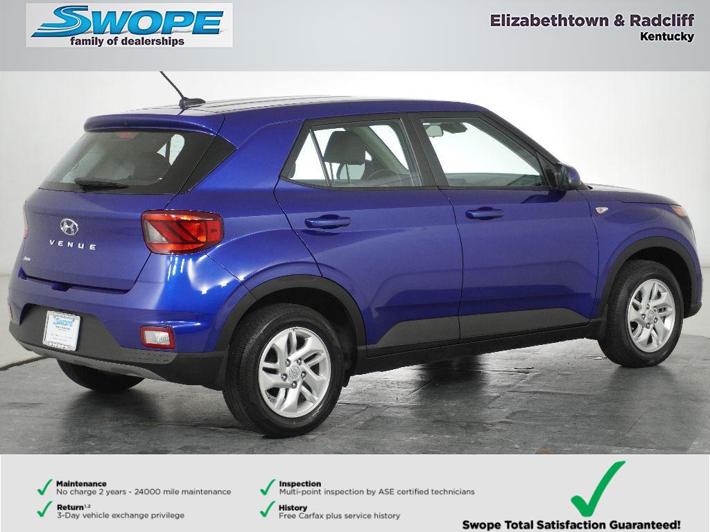 2023 Hyundai Venue SE photo 3