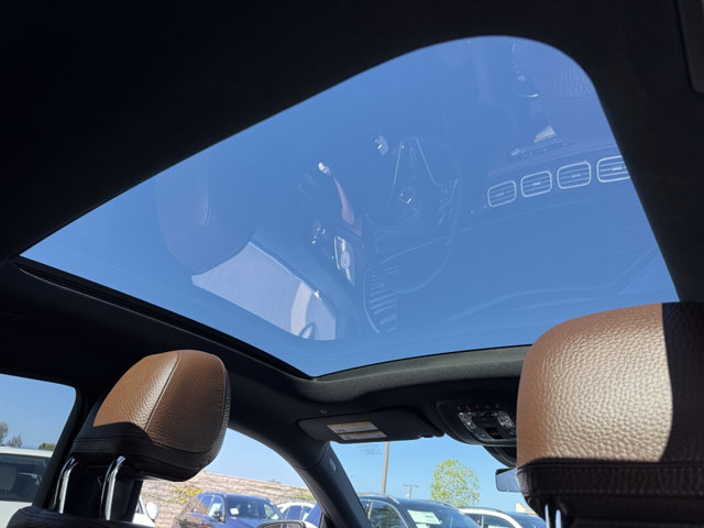 2026 Mercedes Benz GLE 450 4MATIC photo 3