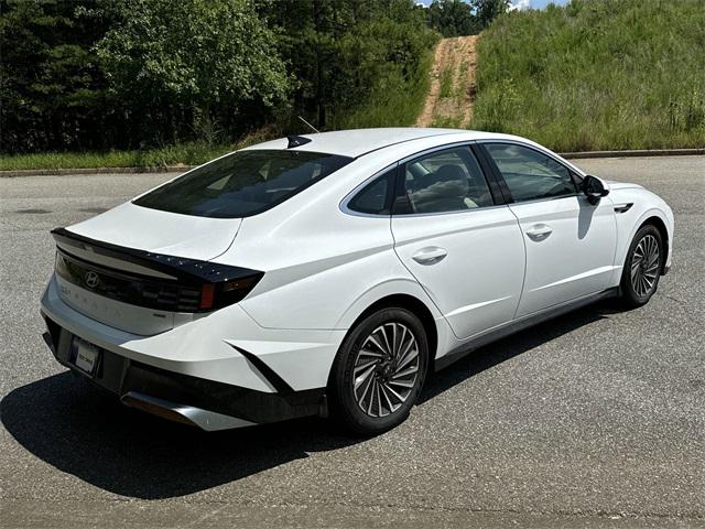 2025 Hyundai Sonata Hybrid SEL photo 5