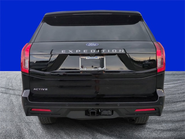 2025 Ford Expedition photo 4