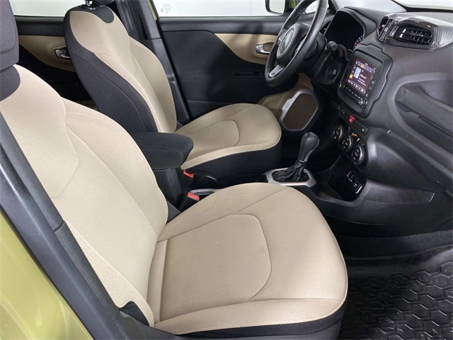2015 Jeep Renegade Latitude photo 7