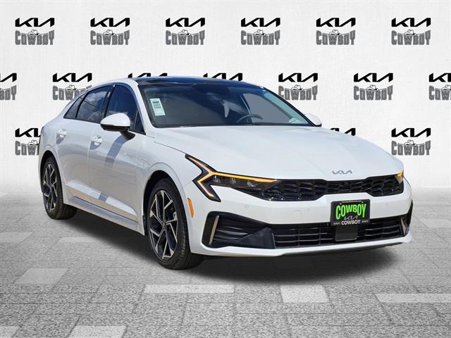 2025 Kia K5 EX's photo