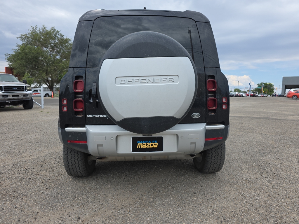 2020 Land Rover Defender 110 S photo 4