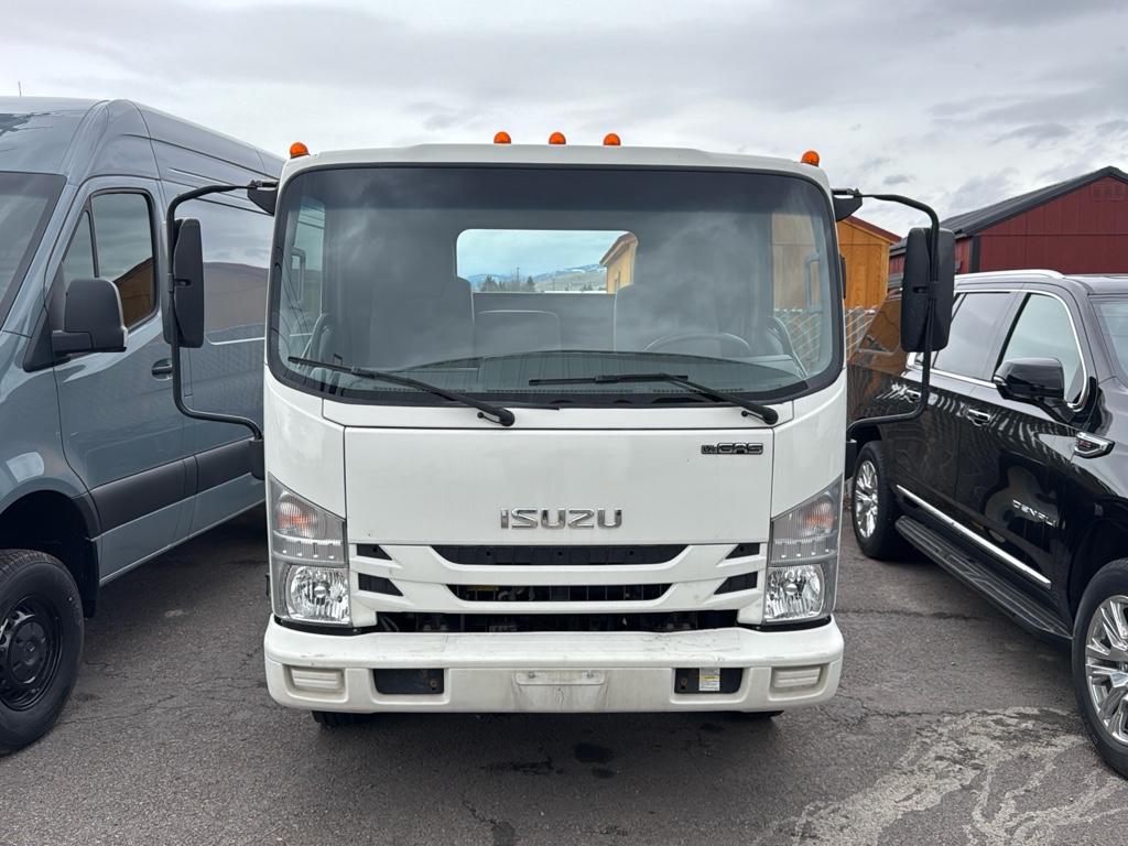 2019 Isuzu NPR HD's photo