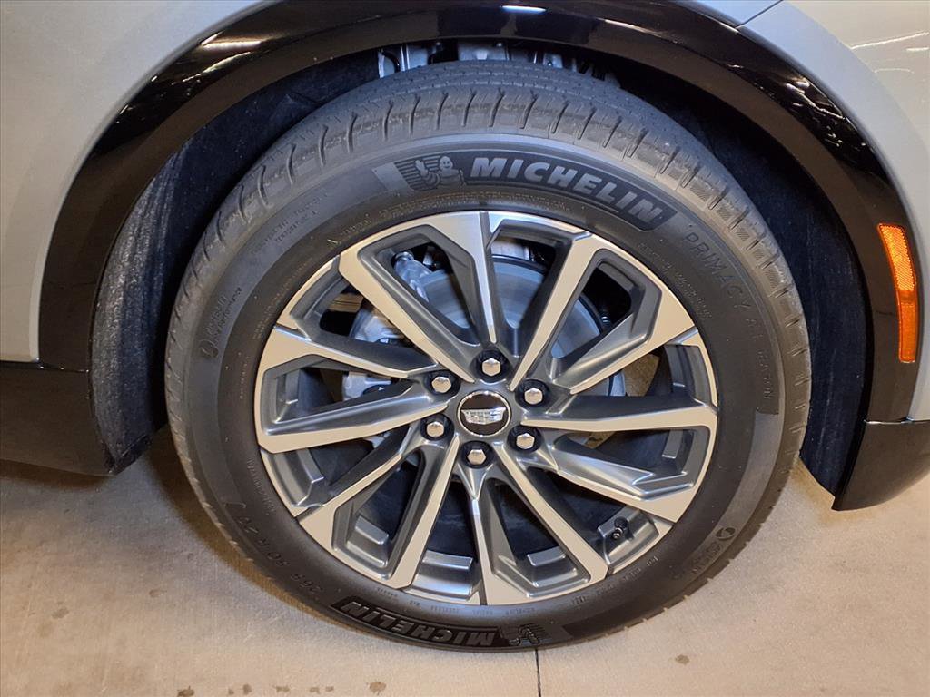 2025 Cadillac Lyriq Sport photo 5