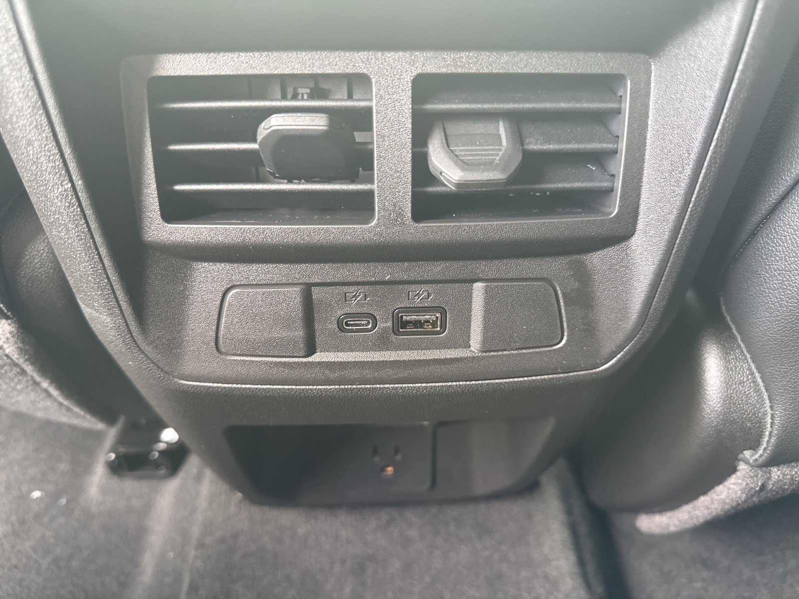 2026 Chevrolet Colorado LT photo 9