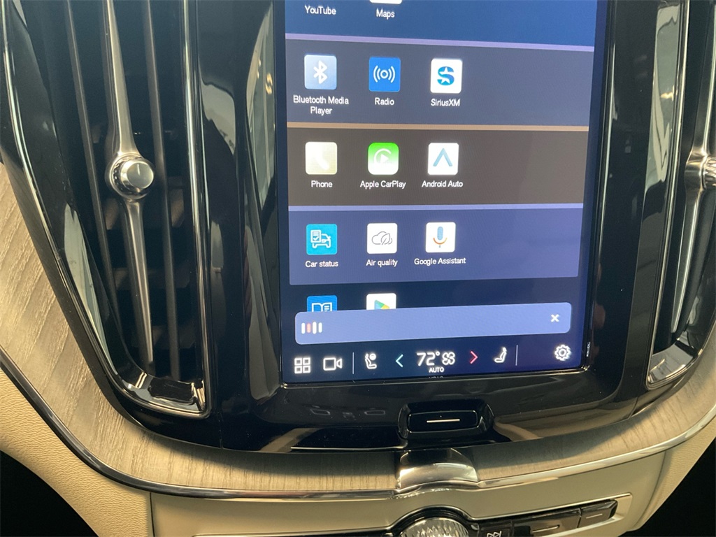 2025 Volvo XC60 Recharge Hybrid T8 Plus photo 21