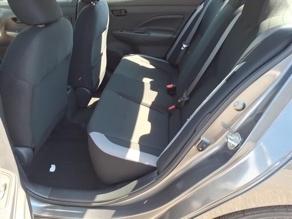 2025 Nissan Versa S photo 11