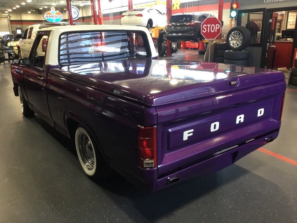 1982 Ford F-100 photo 4